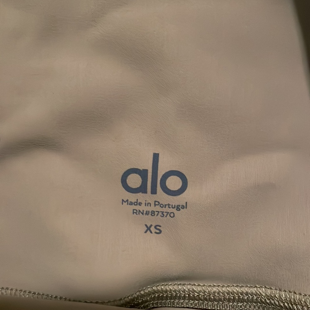 ALO Yoga Ripped Warrior high waist workout leggings Gravel size XS like new! - Picture 5 of 5